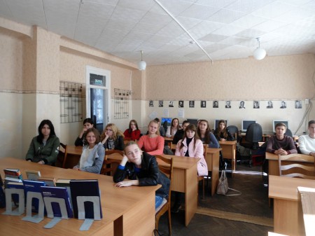 Беседа в библиотеке колледжа