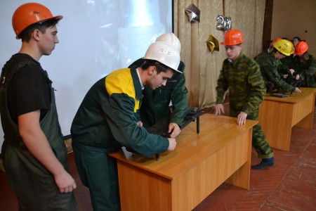Лучший по профессии горняк