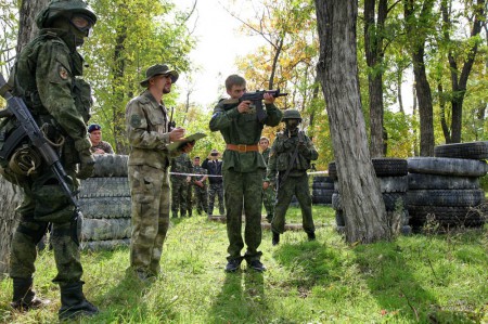 Героев нужно знать в лицо!