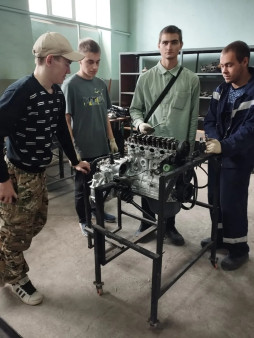 Колледж получил ценную помощь от предприятия-партнёра!